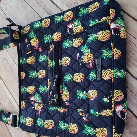 COPY - Vera bradley Hipster in toucan party - Picture 6 of 9